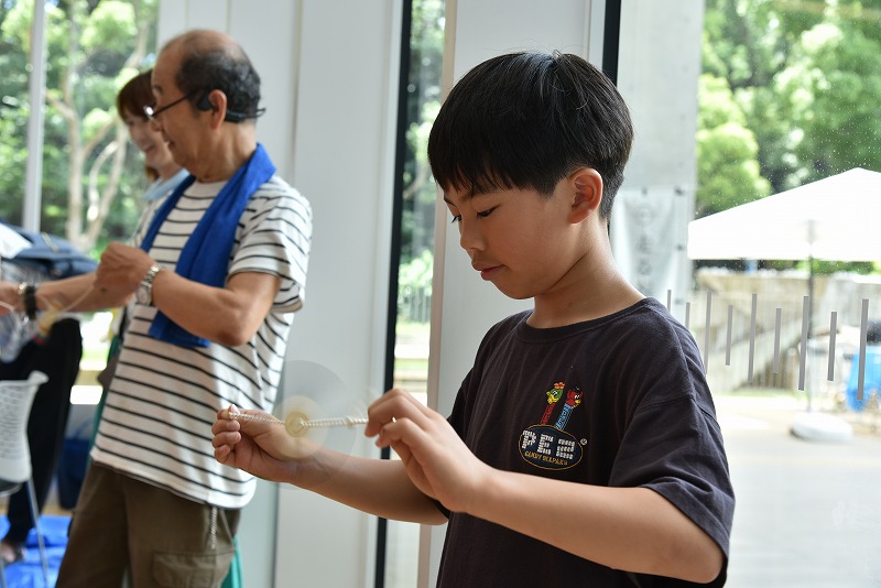環境教室2（里山の自然の材料を利用したおもちゃ作り）